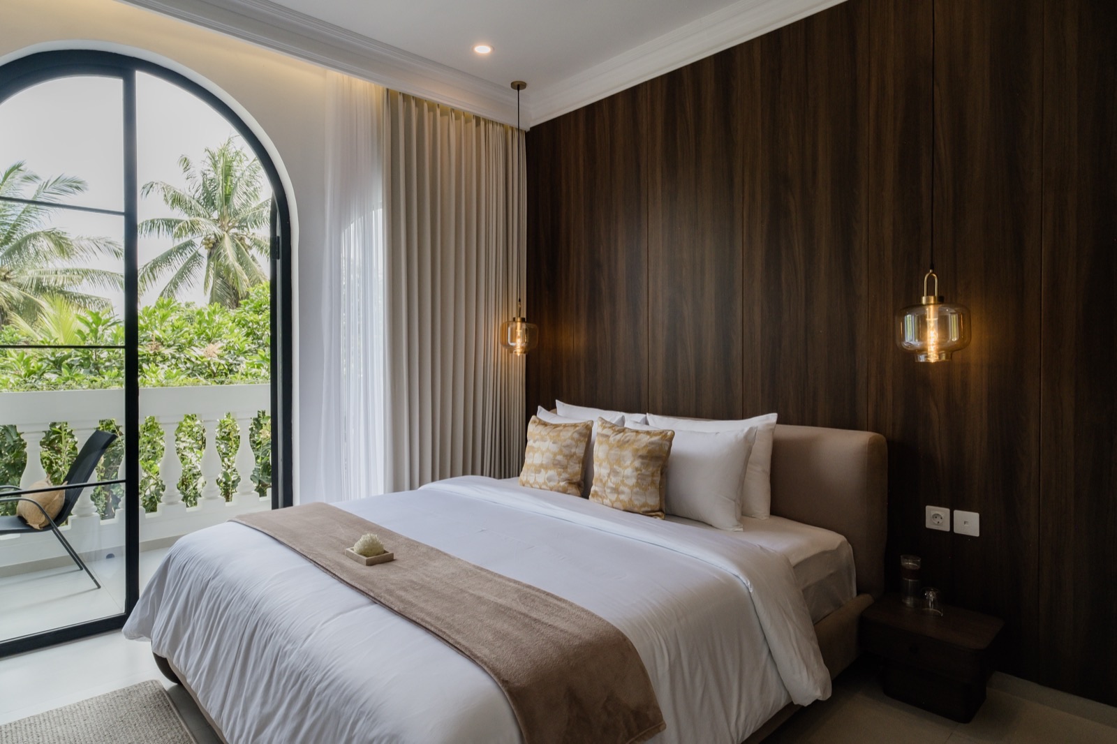 Garden View Room 1 gallery 6